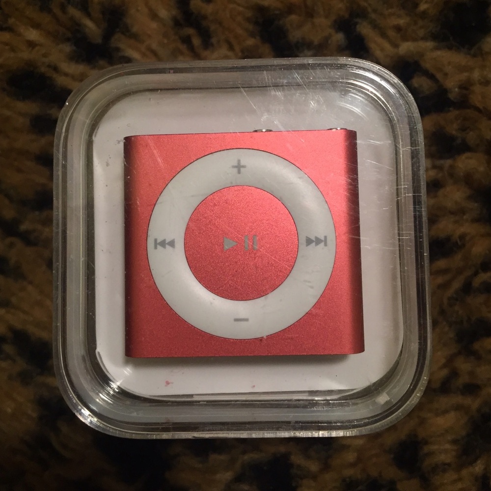 iPod Shuffle Pink Brand NEW NEVER Opened